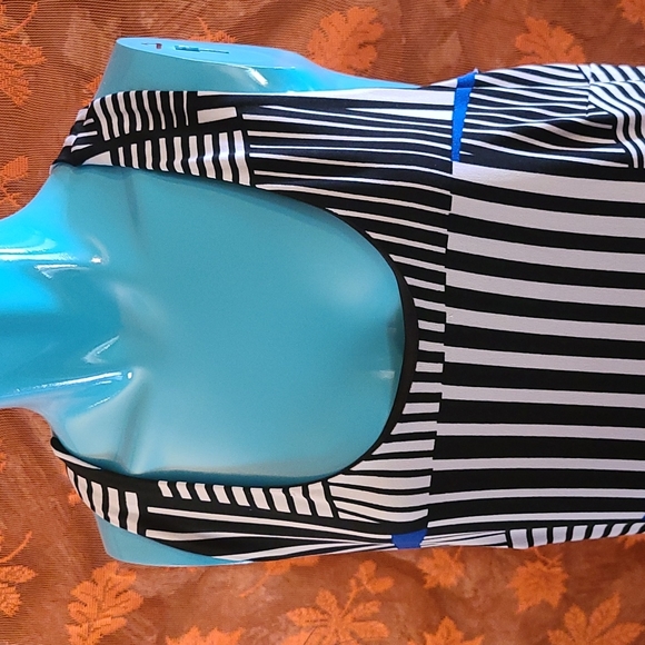 ENFOCUS STUDIO dress.#(200) - Picture 2 of 4